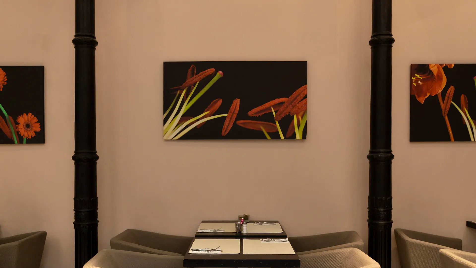מלון Petit Palace Plaza מאלגה