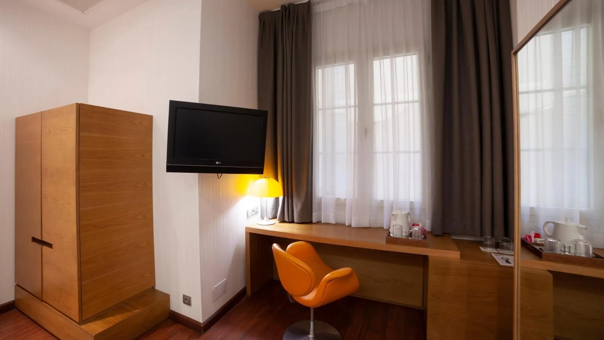 Petit Palace Plaza Malaga 4*,  Spain